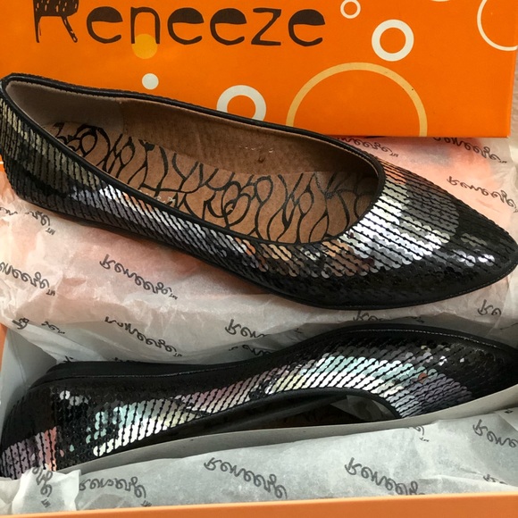 ⭐️New Sequins Shoes⭐️ - Picture 4 of 8